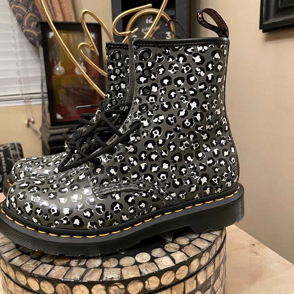Dr. Marten print boots NWOT